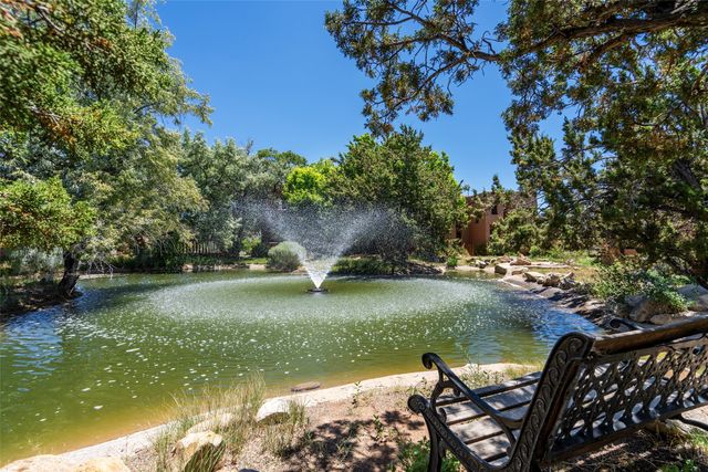 2600 Zia L-11, Santa Fe, NM 87507
