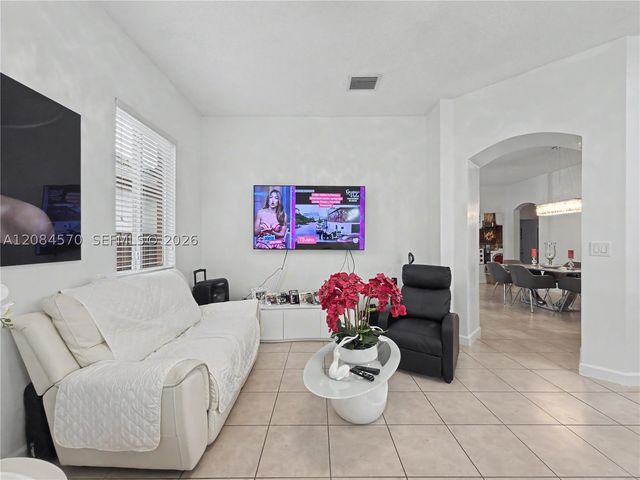 522 NE 20th Ave, Homestead, FL 33033