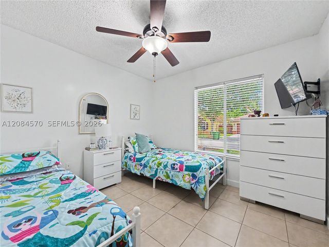 522 NE 20th Ave, Homestead, FL 33033