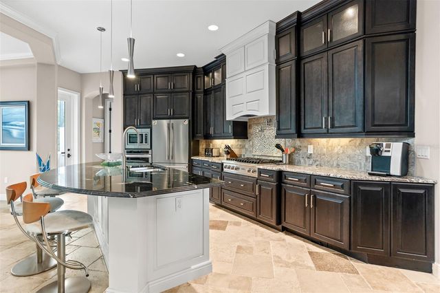 3271 BAYOU ROAD, Longboat Key, FL 34228