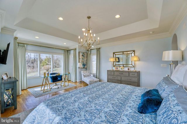 12060 CATOCTIN FARM LN, Lovettsville, VA 20180