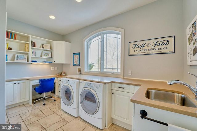 12060 CATOCTIN FARM LN, Lovettsville, VA 20180