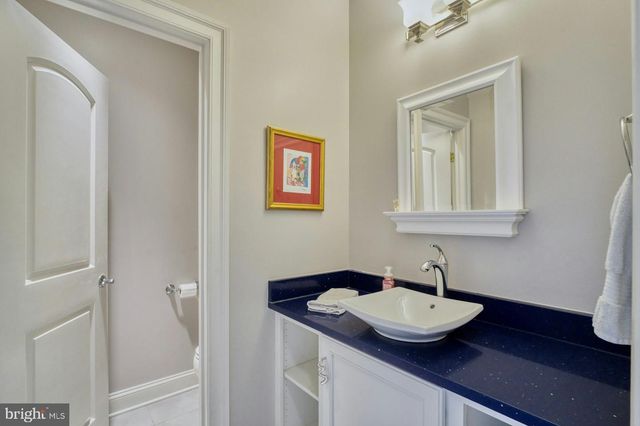 12060 CATOCTIN FARM LN, Lovettsville, VA 20180