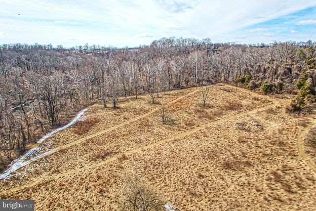 12060 CATOCTIN FARM LN, Lovettsville, VA 20180