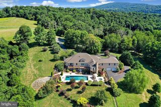 12060 CATOCTIN FARM LN, Lovettsville, VA 20180