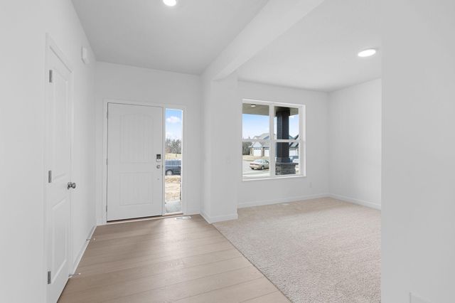 18640 Ivanhoe Street NW, Elk River, MN 55330