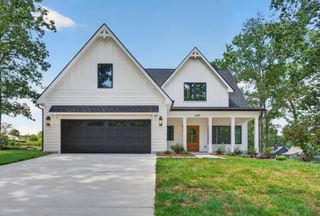 6855 Sawyer Road, Signal Mountain, TN 37377