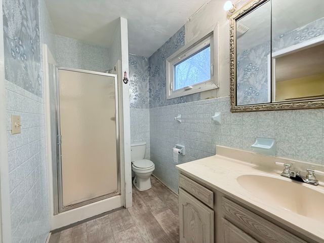 613 N Center Street, Clinton, IL 61727