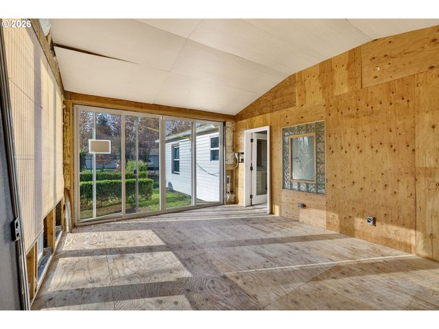 11186 Se 32ND Ave, Milwaukie, OR 97222