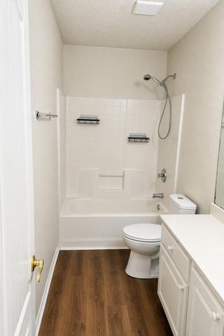 121 Hunters Trail, Red Oak, TX 75154