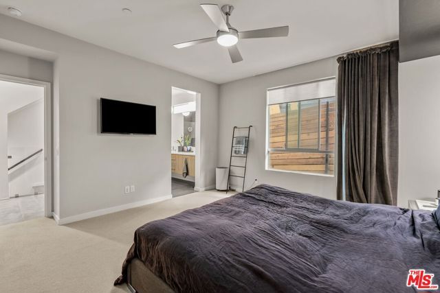 1344 Douglas Street, Los Angeles, CA 90026