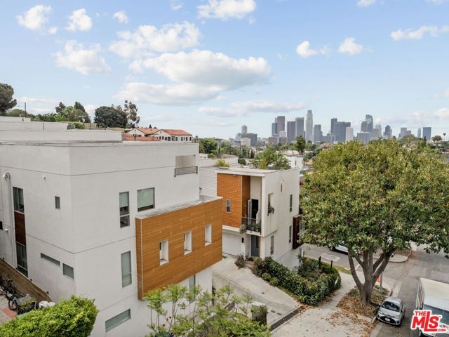 1344 Douglas Street, Los Angeles, CA 90026