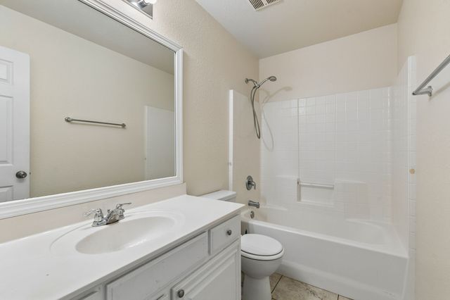 8624 Corral Circle, Fort Worth, TX 76244