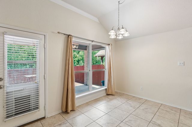 8624 Corral Circle, Fort Worth, TX 76244