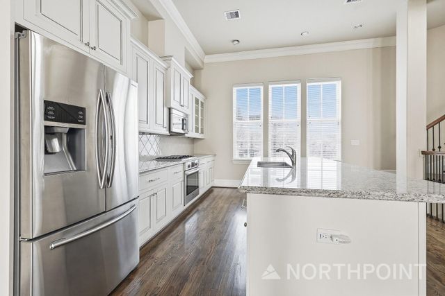 2710 Cohn Garden, Houston, TX 77007