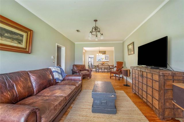 4954 E HINSON AVENUE, Haines City, FL 33844