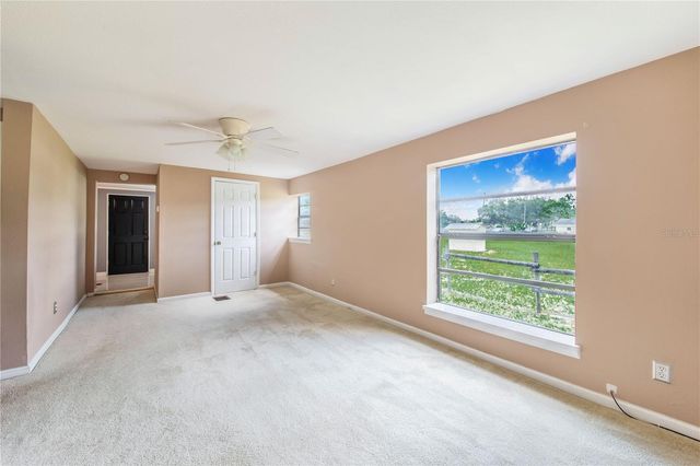 4954 E HINSON AVENUE, Haines City, FL 33844