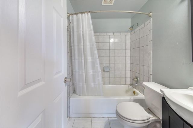 4954 E HINSON AVENUE, Haines City, FL 33844