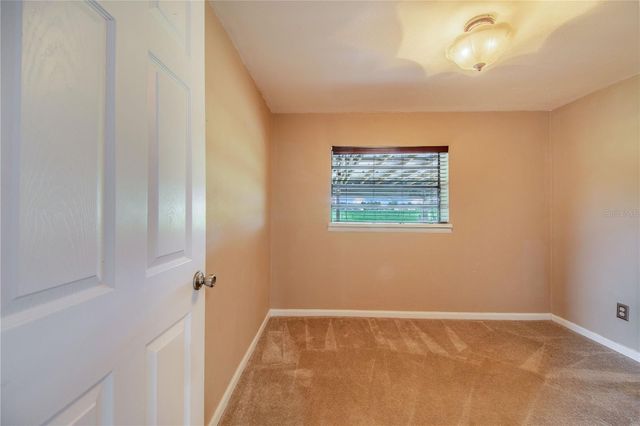4954 E HINSON AVENUE, Haines City, FL 33844