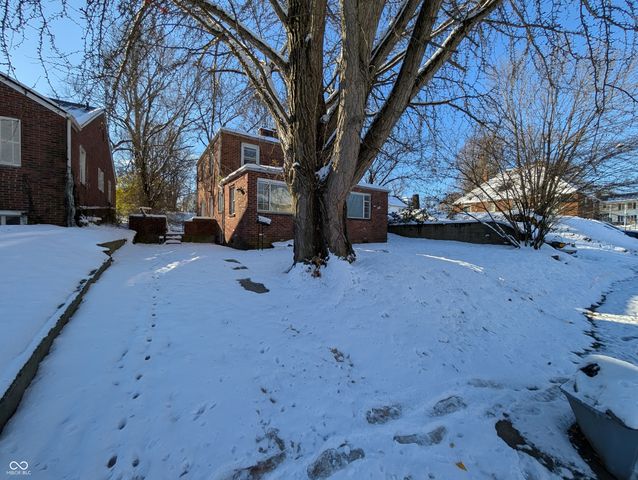 1633 W 10th Street, Anderson, IN 46016