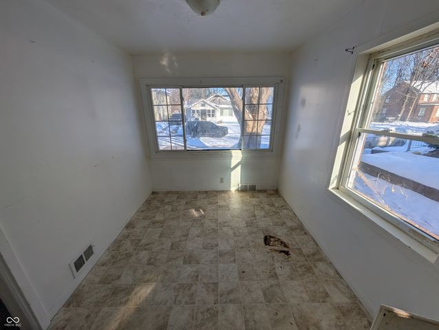 1633 W 10th Street, Anderson, IN 46016