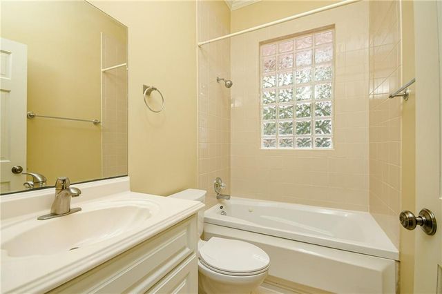 327 4th Street NE A, Atlanta, GA 30308