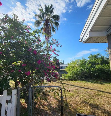 4004 GRAYTON DRIVE, New Port Richey, FL 34652