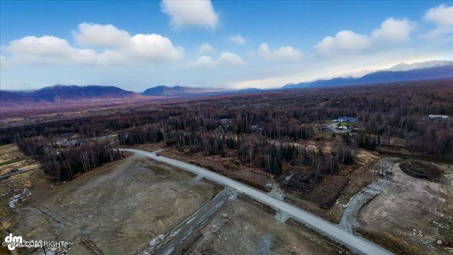 5645 N Stella Circle, Wasilla, AK 99654