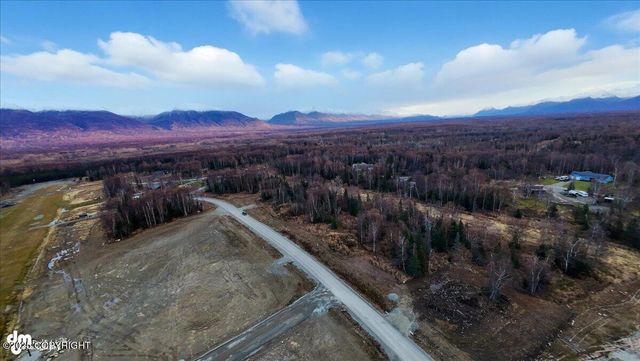 5645 N Stella Circle, Wasilla, AK 99654