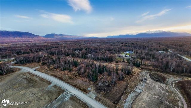 5645 N Stella Circle, Wasilla, AK 99654