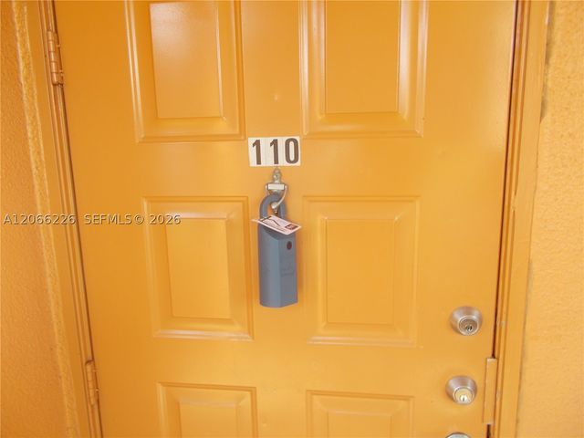 701 SW 141st Ave 110R, Pembroke Pines, FL 33027
