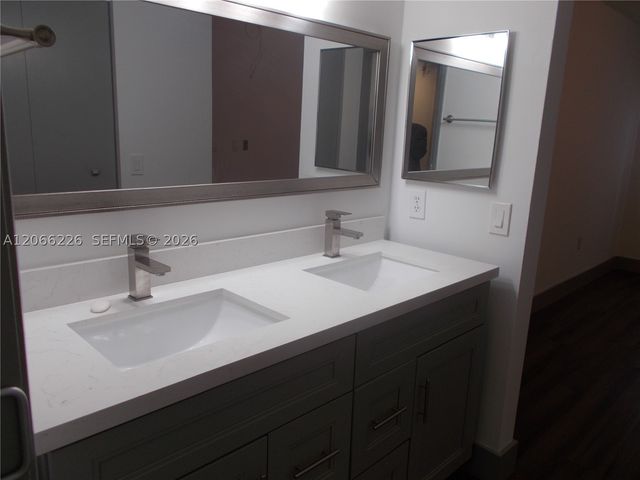 701 SW 141st Ave 110R, Pembroke Pines, FL 33027