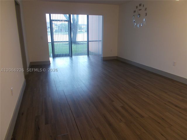 701 SW 141st Ave 110R, Pembroke Pines, FL 33027