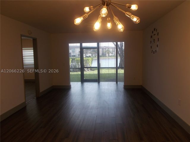 701 SW 141st Ave 110R, Pembroke Pines, FL 33027
