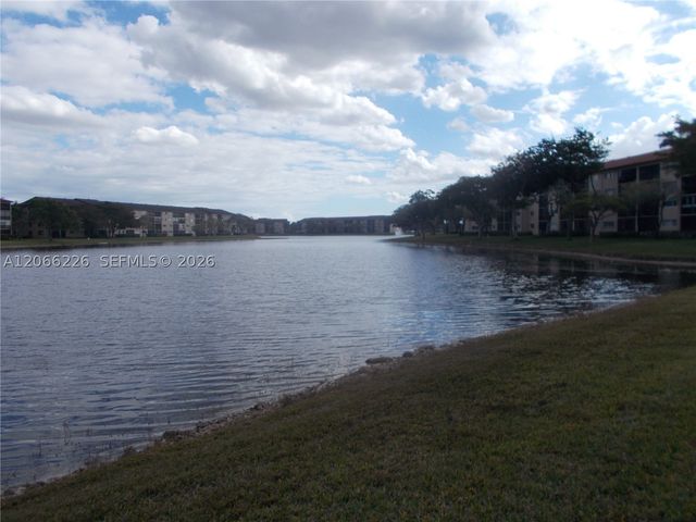 701 SW 141st Ave 110R, Pembroke Pines, FL 33027