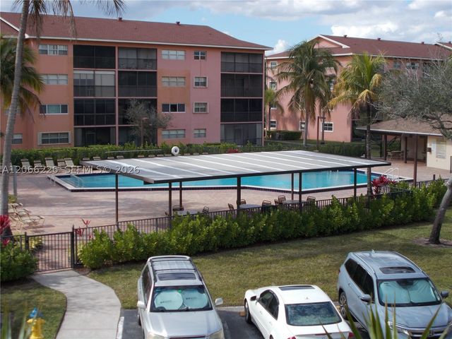701 SW 141st Ave 110R, Pembroke Pines, FL 33027