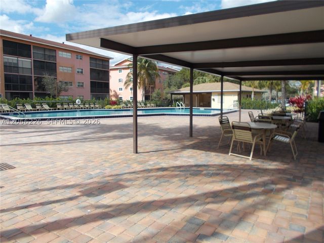 701 SW 141st Ave 110R, Pembroke Pines, FL 33027