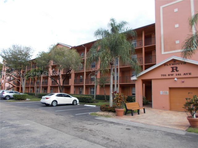 701 SW 141st Ave 110R, Pembroke Pines, FL 33027
