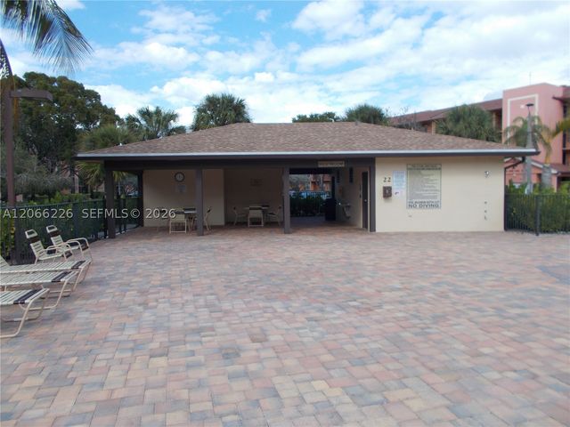 701 SW 141st Ave 110R, Pembroke Pines, FL 33027