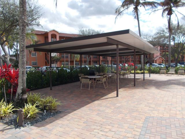 701 SW 141st Ave 110R, Pembroke Pines, FL 33027
