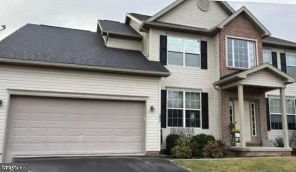 3452 CHARDONNAY DR, York, PA 17404