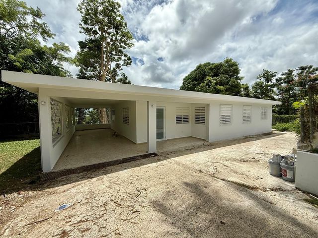 PR 944 KM 2.9, Gurabo, PR 00778