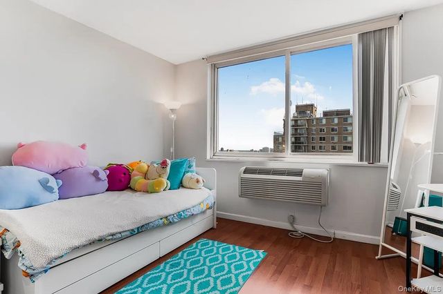 118-17 Union Turnpike 18J, Forest Hills, NY 11375