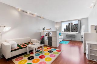 118-17 Union Turnpike 18J, Forest Hills, NY 11375