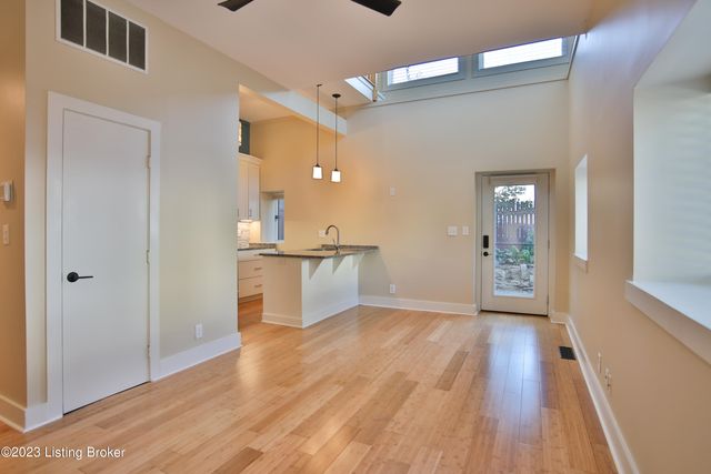 2525 George Rogers Clark Pl T08, Louisville, KY 40206