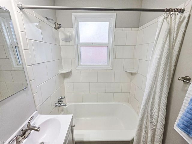 504 Cedar CT, Suffolk, VA 23434