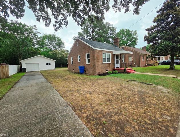 504 Cedar CT, Suffolk, VA 23434
