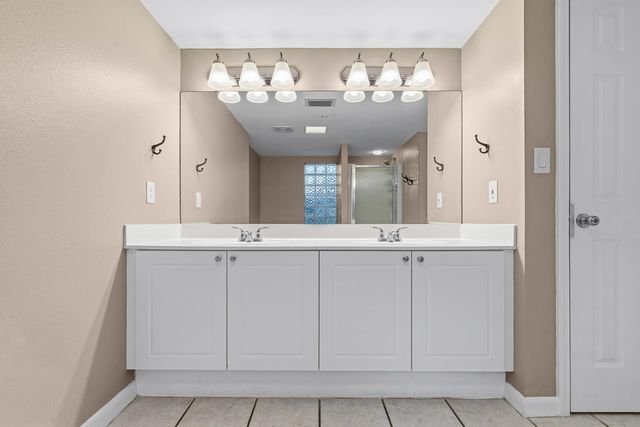 670 Santa Rosa Boulevard 303, Fort Walton Beach, FL 32548