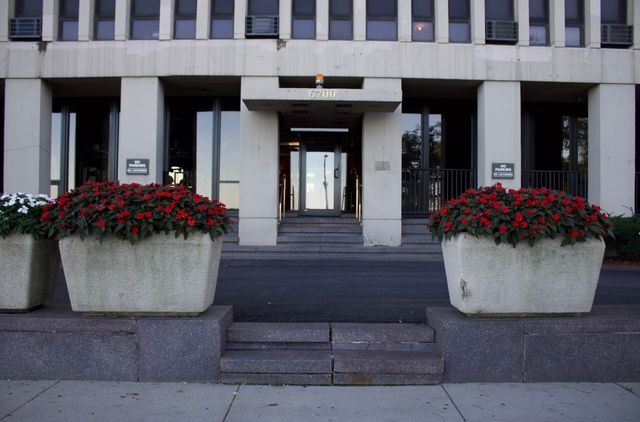 6700 S South Shore Drive 21E, Chicago, IL 60649