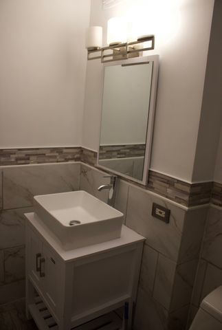 6700 S South Shore Drive 21E, Chicago, IL 60649